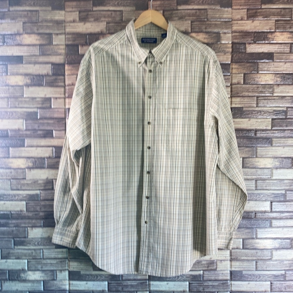 EUC Roundtree & Yorke Tan Plaid XLT Wrinkle Free Long Sleeve Button Down Shirt